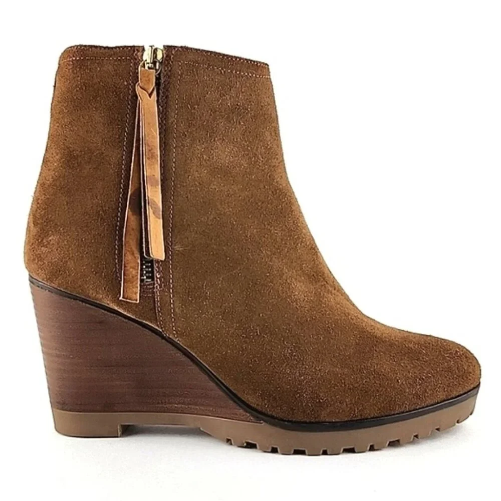 Fabianelli Tan Suede Lined Ankle Boots Almond Toe Stacked Wedge Sole Size 39 - Picture 1 of 16